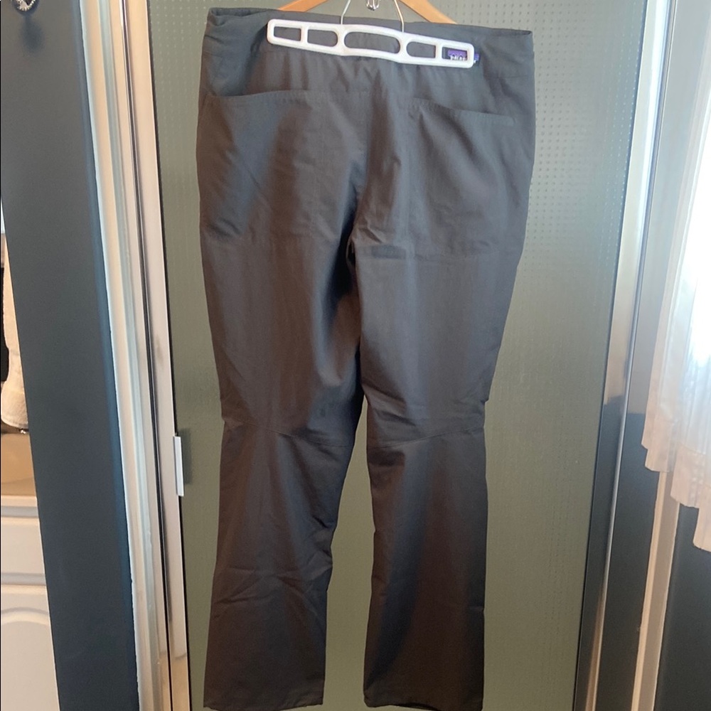 Men's Patagonia Gray Pants - Picture 2 of 4